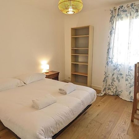 Le 828 : Appartement En Plein Centre De Vannes Bagian luar foto